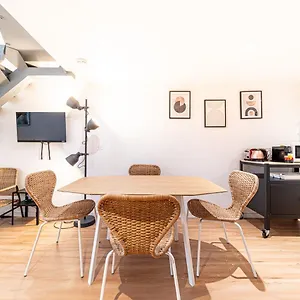 Charming Pied-a-terre For 4 People In The Brotteaux Part Dieu Area Lyon